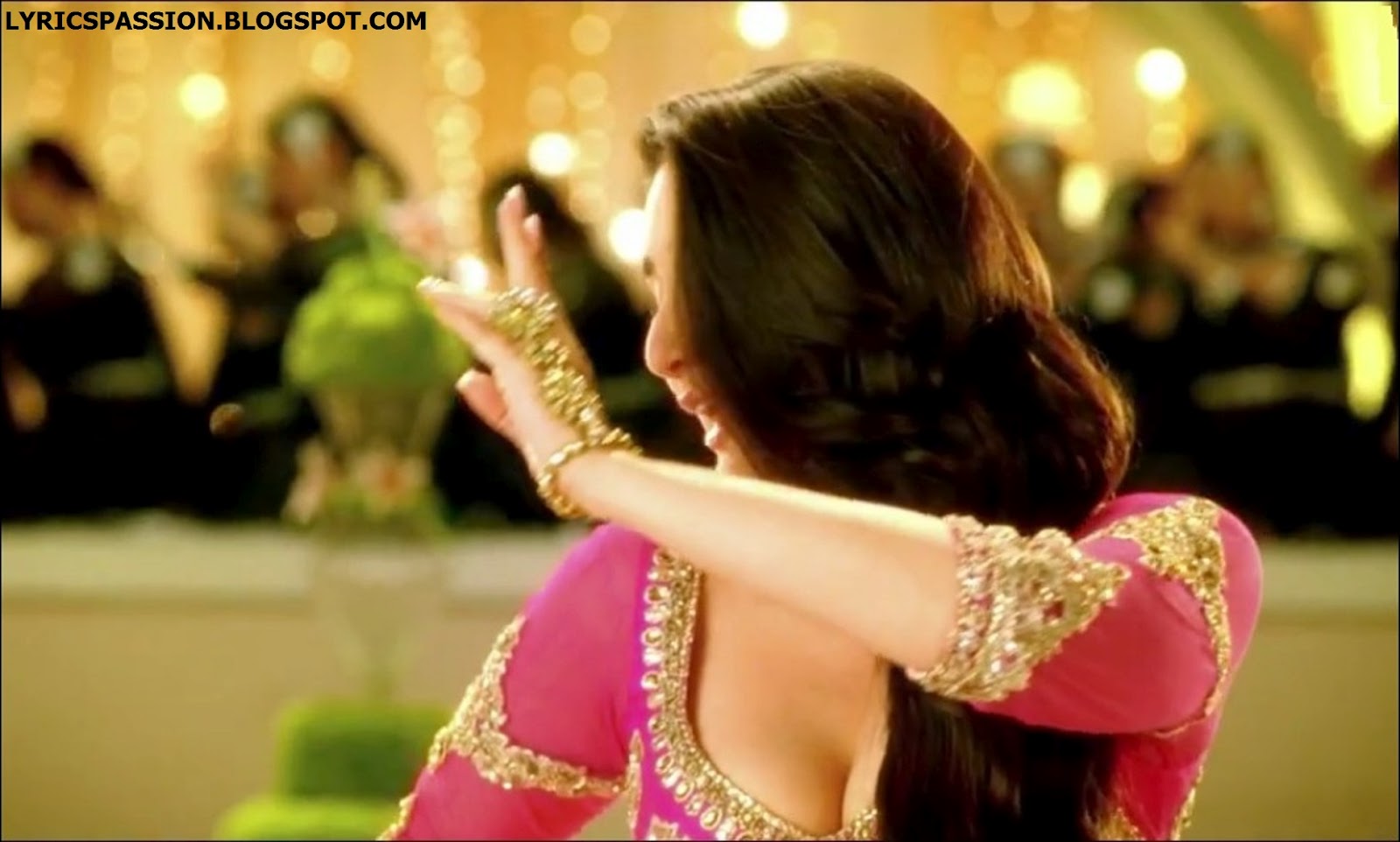 download kareena kapoor video songs download kareena kapoor video songs
